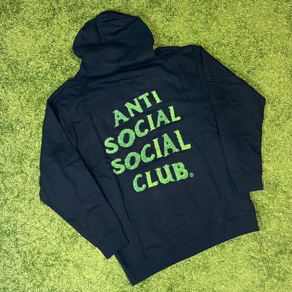 Anti social social club the Hills black hoodie brand new size Small